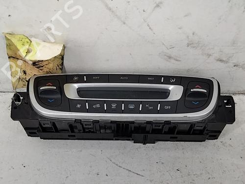 Used Climate control RENAULT MEGANE III Hatchback (BZ0/1_, B3_) 1.5 dCi (BZ09, BZ0D, BZ1W, BZ29, BZ14) (110 hp) 28743060