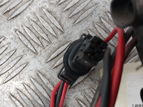 Used Heater resistor Heater resistor RENAULT TRAFIC II Bus (JL) 2.0 dCi 90 (JL00, JL01, JL0H, JL0M, JL0P, JL0S) (90 hp) 33533932 33533932