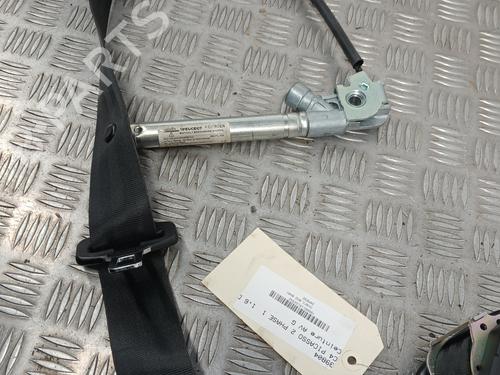 front-left-seatbelt-citroen-c4-picasso-ii-2013-30937470 main image