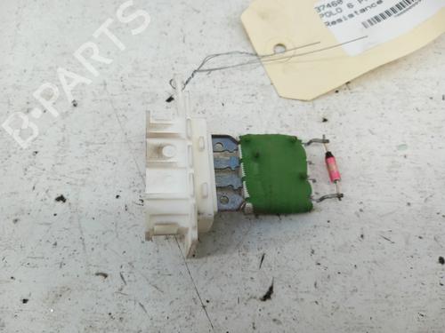 Used Heater resistor VW POLO VI (AW1, BZ1, AE1) 1.0 TSI (110 hp) 28738503
