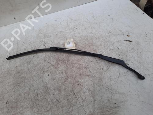 Used Front windshield wiper arm FIAT PANDA (312_, 319_) 1.2 (312PXA1A) (69 hp) 28775159