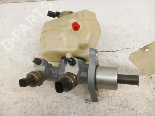 Used Brake master cylinder BMW 3 (E46) 320 d (150 hp) 28746217