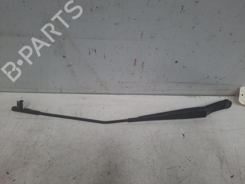 Vindrute viskerarm Vindrute viskerarm AUDI A3 (8P1) 1.9 TDI (105 hp) 36424597 36424597