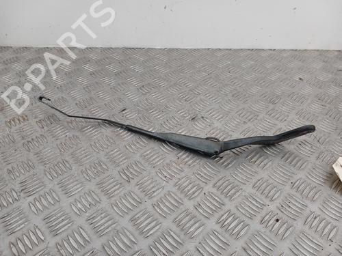 Used Front windshield wiper arm CITROËN SAXO (S0, S1) 1.5 D (57 hp) 31949884