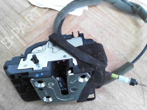 Used Rear right lock RENAULT KOLEOS I (HY_) 2.0 dCi (HY0K) (150 hp) 28765882