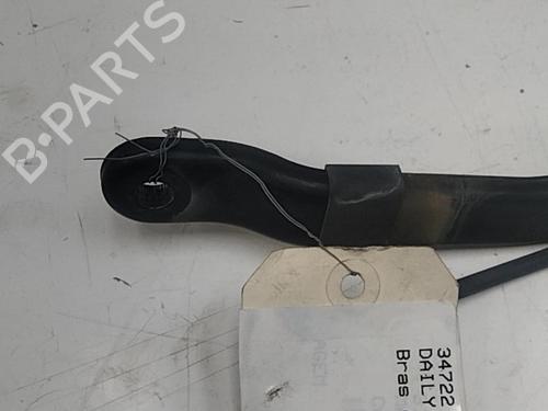 Used Front windshield wiper arm IVECO DAILY III Van 35 S 9 V (90 hp) 28776659