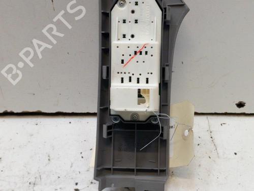 Used Left front window switch Left front window switch TOYOTA YARIS (_P9_) 1.4 D-4D (NLP90_, NLP90R) (90 hp) 28755972 28755972