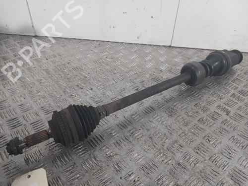 Used Right front driveshaft Right front driveshaft RENAULT TWINGO I (C06_) 1.2 16V (C060) (60 hp) 33041407 33041407