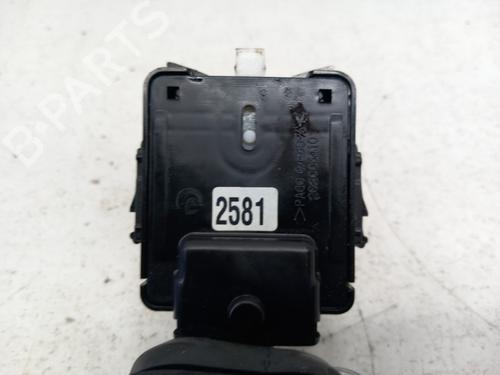 switch-chevrolet-captiva-c100-c140-2006-28743921 main image