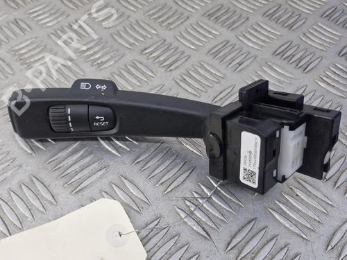Used Switch Switch VOLVO V40 Hatchback (525) D2 (120 hp) 38540978 38540978