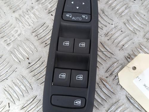 Used Left front window switch RENAULT MEGANE IV Grandtour (K9A/M/N_) 1.2 TCe 130 (K9MR) (130 hp) 29488560