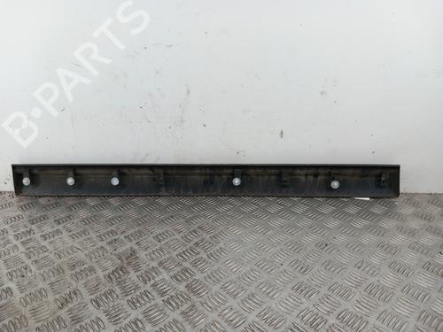 door-moulding-trim-citroen-c4-i-lc_-2004-2005-2006-2007-2008-2009-2010-2011-2012-2013-2014-34212967 main image