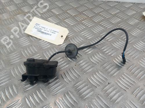 Brændstofdæksel aktuator VW POLO V (6R1, 6C1) 1.2 TSI 16V (90 hp) 28781875