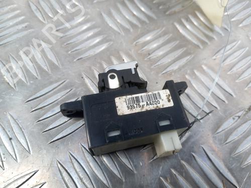 right-front-window-switch-kia-carens-iv-2013-28735255 main image