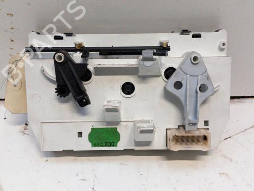 AC-Styringsenhed/Manøvreenhed PEUGEOT 206 Hatchback (2A/C) 1.1 i (60 hp) 28759073