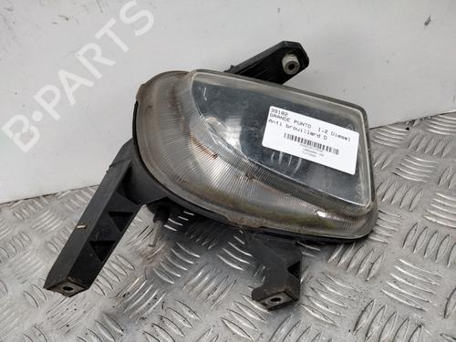 Used Right front fog light FIAT GRANDE PUNTO (199_) 1.3 D Multijet (75 hp) 28756603