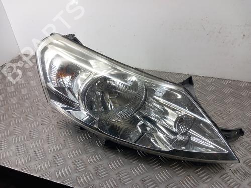 Used Right headlight PEUGEOT EXPERT Van (VF3A_, VF3U_, VF3X_) 2.0 HDi 130 (128 hp) 29567317