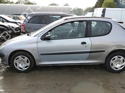Hjulbue PEUGEOT 206 Hatchback (2A/C) 1.4 i | BP28785707C56