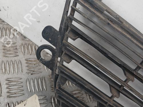 grille-peugeot-2008-i-cu_-2013-33015194 main image