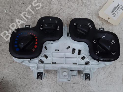 Used Climate control FIAT PANDA (312_, 319_) 1.2 (312PXA1A) (69 hp) 28762905