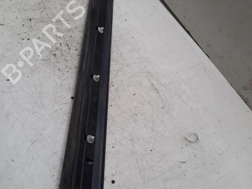 Used Door moulding trim OPEL ZAFIRA A MPV (T98) 2.0 DTI 16V (F75) (101 hp) 28752840