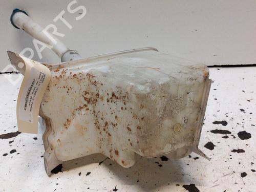 Used Windscreen washer tank Windscreen washer tank TOYOTA COROLLA Verso (ZER_, ZZE12_, R1_) 2.0 D-4D (CUR10_, CUR10R) (116 hp) 28793998 28793998