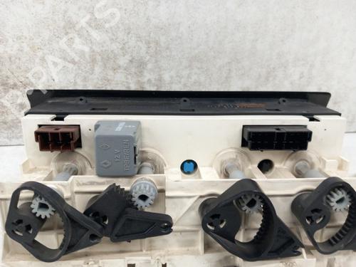 Used Climate control Climate control RENAULT SAFRANE I (B54_) 2.1 dT (B546) (88 hp) 28743523 28743523