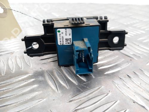 Used Switch Switch PEUGEOT 508 I (8D_) 2.0 HDi (140 hp) 28739552 28739552