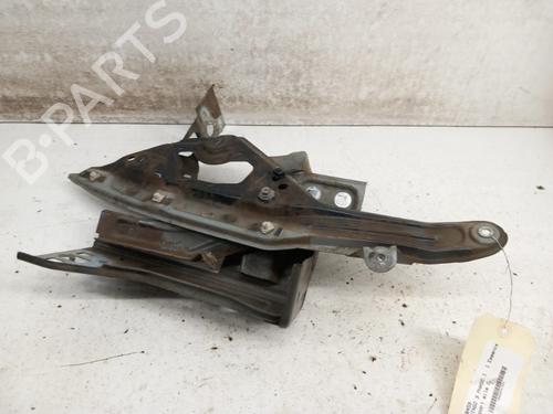 Used Support RENAULT TWINGO III (BCM_, BCA_) 1.0 SCe 70 (BCMB) (69 hp) 28733966