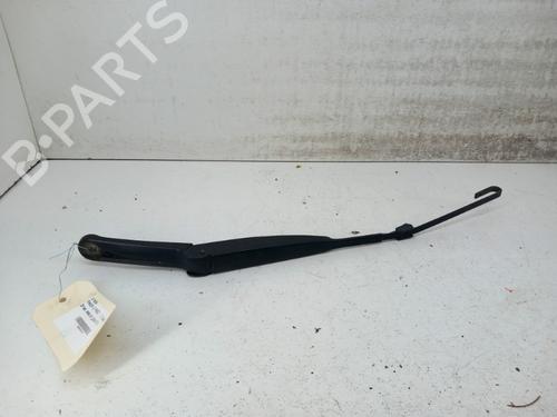 Used Front windshield wiper arm FIAT PANDA (169_) 1.2 (169.AXB11, 169.AXB1A) (60 hp) 28734404