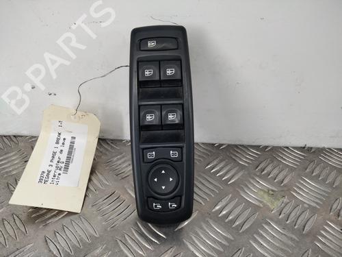 Used Left front window switch RENAULT MEGANE III Grandtour (KZ0/1) 1.5 dCi (KZ09, KZ0D, KZ1G, KZ29, KZ14, KZ1W, KZ10, KZ1F,... (110 hp) 28744318