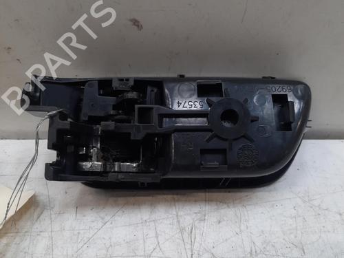 Rear right interior door handle TOYOTA COROLLA Verso (ZER_, ZZE12_, R1_) 2.2 D-4D (AUR10_, AUR10R) | BP28749088I16 
