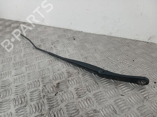 Used Front windshield wiper arm RENAULT CLIO III (BR0/1, CR0/1) 1.5 dCi (C/BR0G, C/BR1G) (68 hp) 30392423