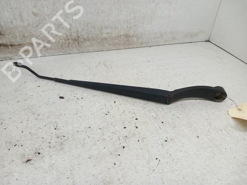 Used Front windshield wiper arm HYUNDAI i30 (FD) 1.6 CRDi (90 hp) 28780502