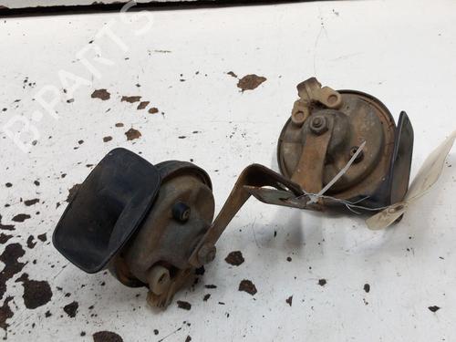 Used Horn Horn RENAULT ESPACE III (JE0_) 2.2 12V TD (JE0E, JE0H, JE0P) (113 hp) 28762620 28762620