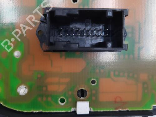 Used Instrument cluster PEUGEOT 406 Coupe (8C) 2.2 HDI (133 hp) 28775199