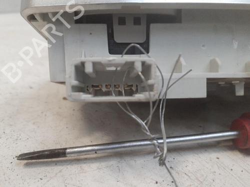 Used Interior roof light Interior roof light RENAULT LAGUNA III (BT0/1) 2.0 dCi (BT07, BT0J, BT14, BT1A, BT1S) (131 hp) 28750590 28750590