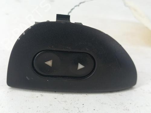 Used Right front window switch Right front window switch FIAT SEICENTO / 600 (187_) 1.1 (187AXB, 187AXB1A, 187AXC1A02) (54 hp) 28772801 28772801