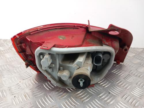 Used Right taillight Right taillight 28756855 28756855