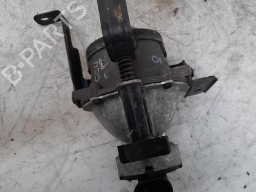 Used Left front fog light KIA CEE'D Hatchback (ED) 1.6 CRDi 90 (90 hp) 28774395