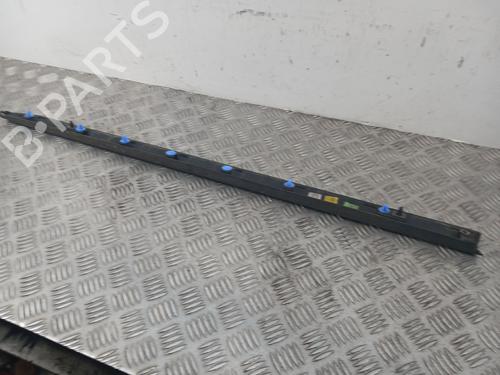 door-moulding-trim-renault-clio-v-b7_-2019-37729272 main image
