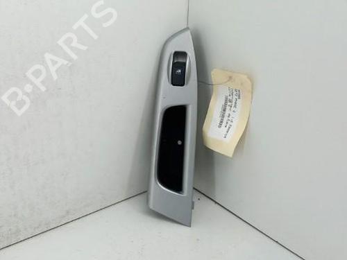 Used Right rear window switch Right rear window switch HYUNDAI GETZ (TB) 1.6 (106 hp) 28746924 28746924