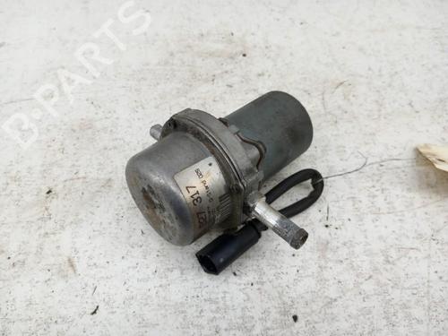Used Vacuum pump AUDI A4 B6 (8E2) 2.0 (130 hp) 28740444