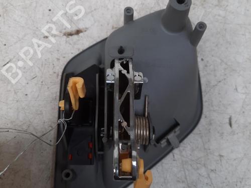 Venstre foran invendig håndtak JEEP GRAND CHEROKEE II (WJ, WG) 2.7 CRD 4x4 (163 hp) 28763124