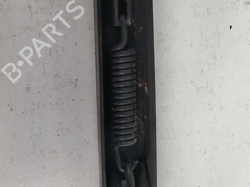 Used Front windshield wiper arm NISSAN NOTE (E11, NE11) 1.5 dCi (86 hp) 28762319