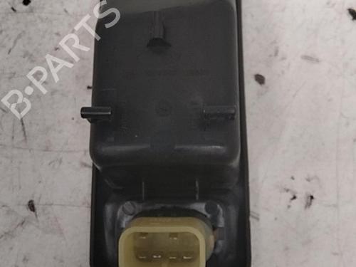 Interrupteur de vitre avant droite FORD FOCUS C-MAX (DM2) 1.6 TDCi (109 hp) 28757583