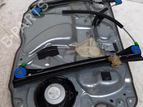 Rudehejsemekanisme Højre foran VW POLO IV (9N_, 9A_) 1.4 TDI (70 hp) 28763019