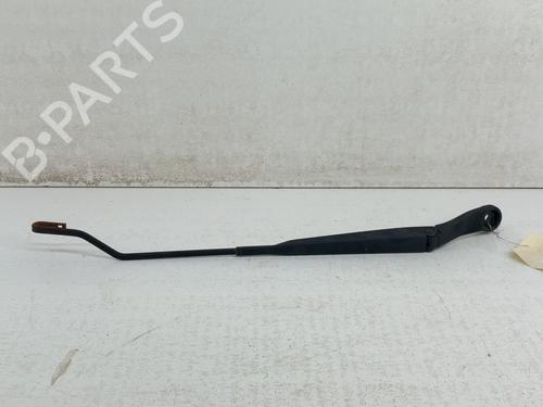 Used Front windshield wiper arm NISSAN MICRA III (K12) 1.2 16V (80 hp) 28761707