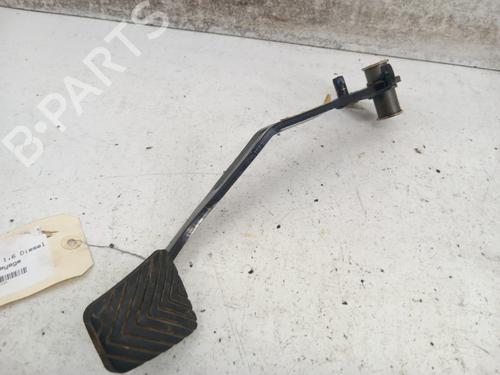 Used Clutch pedal HYUNDAI i30 (FD) 1.6 CRDi (90 hp) 28733994