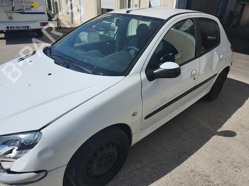 Used Parts PEUGEOT 206 Hatchback (2A/C) 1.4 i 4972455